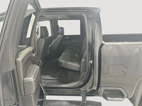 Used 2022 GMC Sierra 2500 Denali w/ Denali Ultimate Package image 25