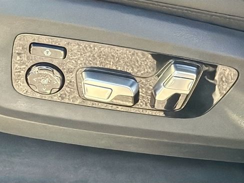 New 2026 BMW X7 xDrive40i w/ M Sport Package image 25