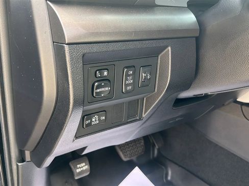 Used 2014 Toyota Tundra SR5 image 30