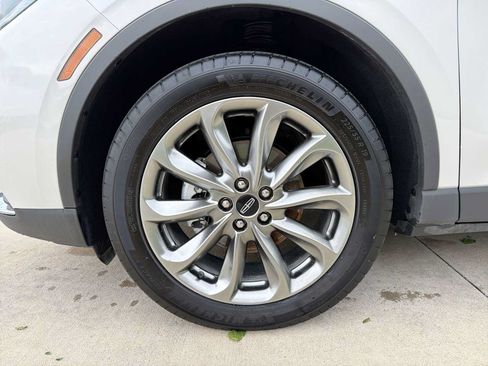 Used 2020 Lincoln Corsair AWD w/ Premium Package image 10