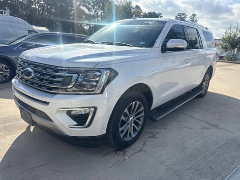 Used 2018 Ford Expedition Max Limited w/ Equipment Group 301A RWD image 8