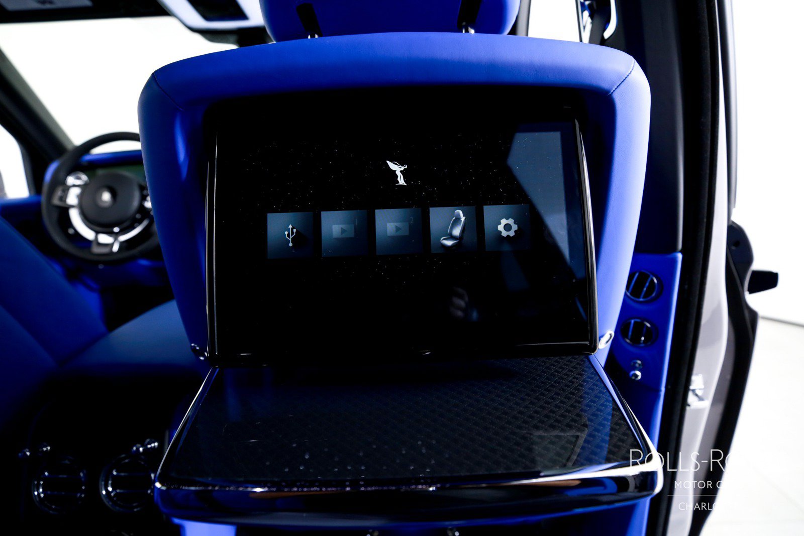New 2027 Rolls-Royce Cullinan Black Badge AWD/4WD image 32