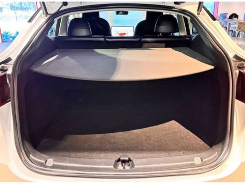 Used 2023 Tesla Model Y Long Range image 14