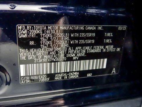 Used 2023 Toyota RAV4 XLE Premium AWD/4WD image 30