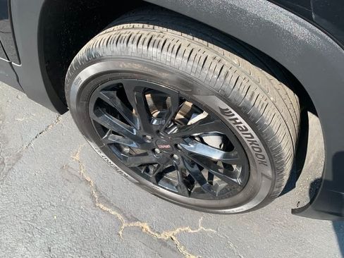Certified 2023 GMC Terrain SLE w/ Elevation Edition AWD/4WD image 9