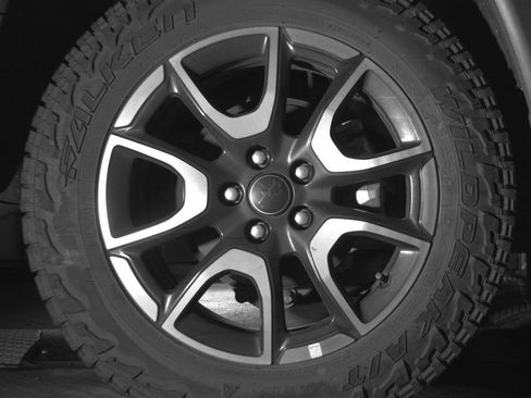 Used 2025 Jeep Compass Trailhawk AWD/4WD image 15