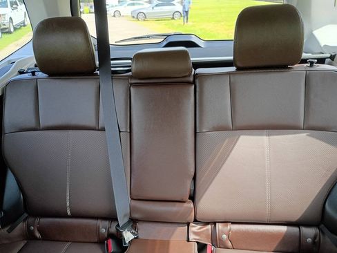 Used 2018 Subaru Forester 2.5i Touring AWD/4WD image 29
