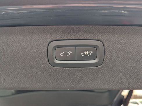 Used 2023 Volvo XC90 B6 Plus w/ Protection Package AWD/4WD image 24