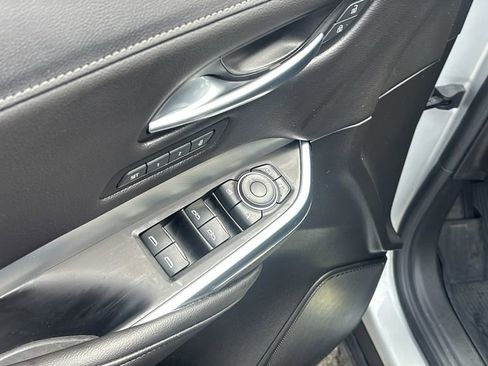 Used 2021 Cadillac XT4 Premium Luxury w/ Cold Weather Package FWD image 14