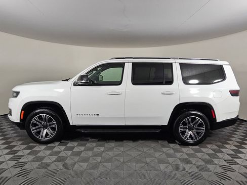 Used 2024 Jeep Wagoneer Series II AWD/4WD image 6