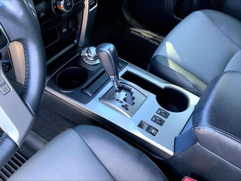 Used 2020 Toyota 4Runner SR5 Premium w/ Moonroof Package image 17