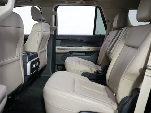Used 2022 Ford Expedition XLT AWD/4WD image 22