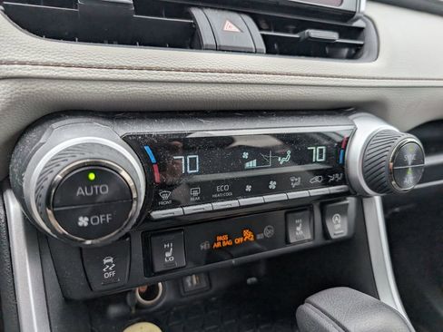 Used 2023 Toyota RAV4 XLE w/ Convenience Package image 16