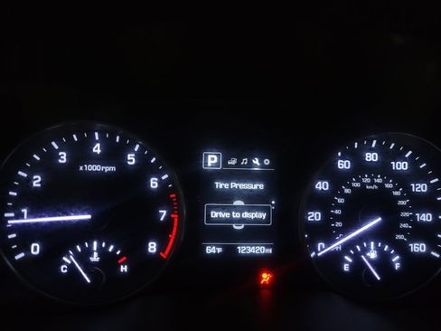 Used 2018 Hyundai Elantra Value Edition w/ Cargo Package FWD image 23
