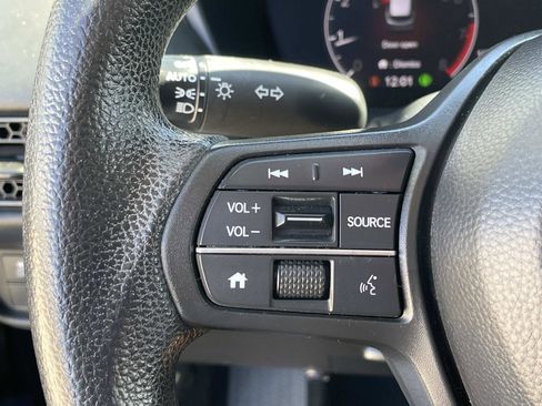 Certified 2023 Honda HR-V LX image 4