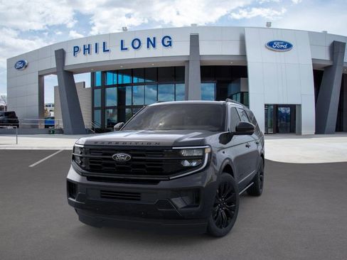 New 2025 Ford Expedition Platinum w/ Stealth Appearance Package image 2