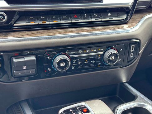 Used 2024 Chevrolet Silverado 1500 LT Trail Boss w/ LT Trail Boss Premium Package image 25