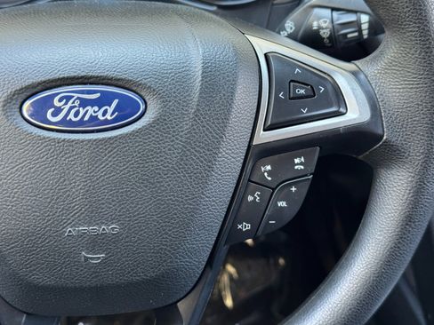 Used 2019 Ford Fusion SE image 20