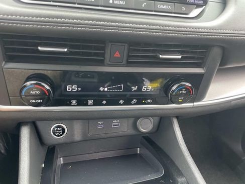 Used 2023 Nissan Rogue SV AWD/4WD image 27