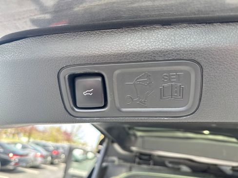 Used 2021 Ford Expedition Max Platinum AWD/4WD image 32
