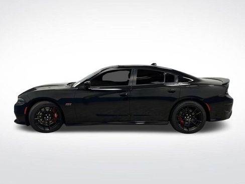 Used 2022 Dodge Charger Scat Pack w/ Dynamics Package image 11