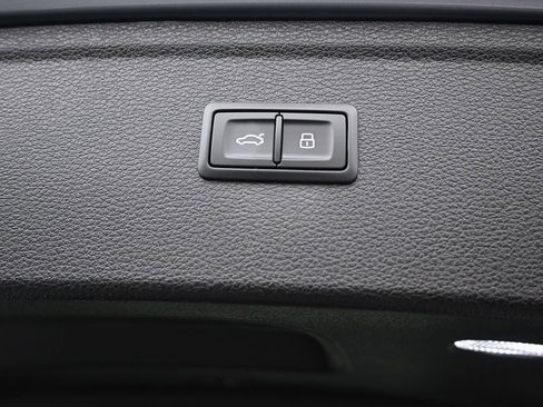 Used 2023 Audi Q5 2.0T Premium Plus image 18