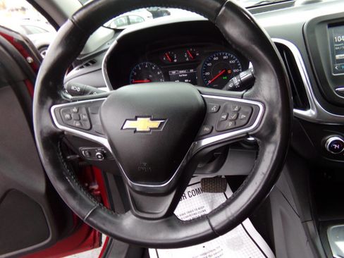 Used 2018 Chevrolet Equinox LT image 24