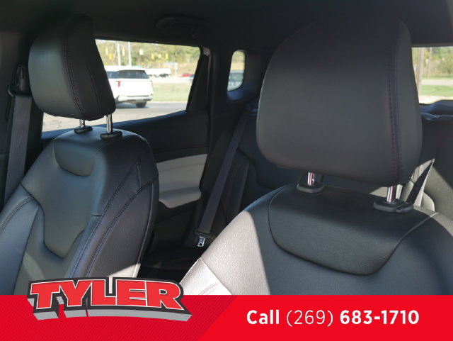 Used 2024 Jeep Compass Limited AWD/4WD image 31