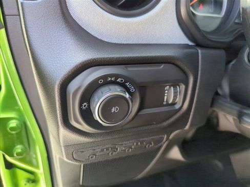 Used 2025 Jeep Wrangler Sport AWD/4WD image 27