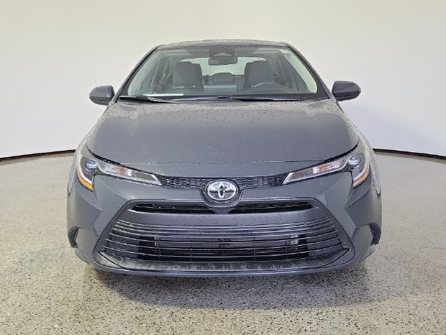 Used 2025 Toyota Corolla LE w/ Convenience Package FWD image 3