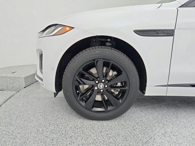 Used 2026 Jaguar F-PACE R-Dynamic S AWD/4WD image 17