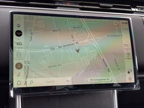 New 2025 Land Rover Range Rover Long Wheelbase SE image 13