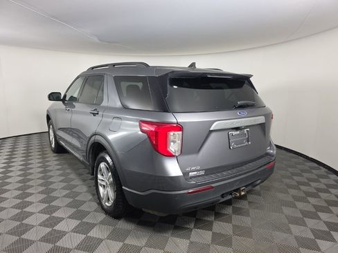 Used 2021 Ford Explorer XLT w/ Class III Trailer Tow Package AWD/4WD image 3