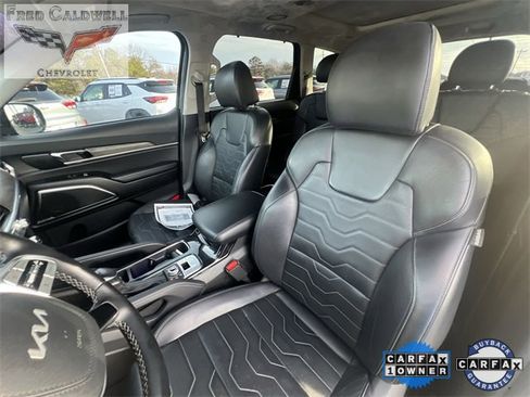 Used 2022 Kia Telluride SX w/ SX Prestige Package image 19