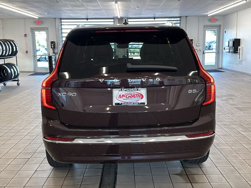New 2026 Volvo XC90 B5 Core AWD/4WD image 6
