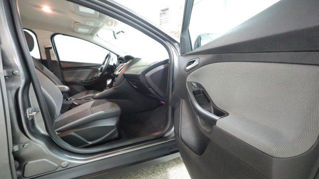 Used 2014 Ford Focus SE FWD image 10