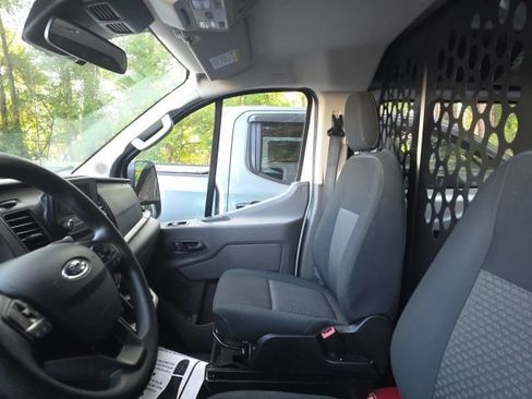 Used 2025 Ford Transit 250 Low Roof w/ Exterior Upgrade Package RWD image 4