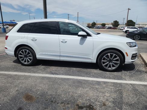 Used 2018 Audi Q7 2.0T Premium Plus w/ Premium Plus Package AWD/4WD image 3