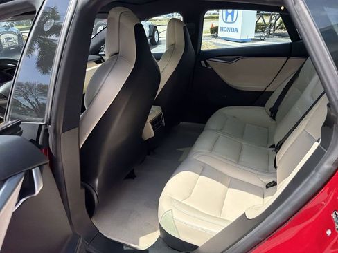 Used 2019 Tesla Model S Long Range AWD/4WD image 23