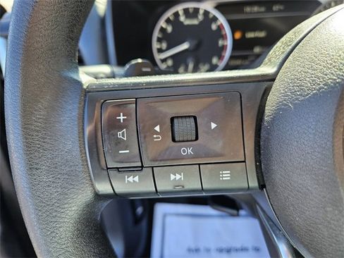 Used 2023 Nissan Rogue S image 26