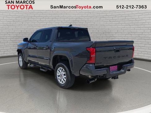 Used 2026 Toyota Tacoma SR5 AWD/4WD image 8