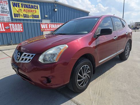 Used 2011 Nissan Rogue S image 3