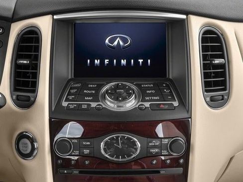 Used 2017 INFINITI QX50 2WD image 10
