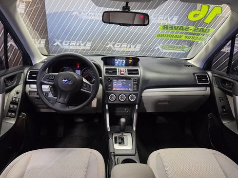 Used 2016 Subaru Forester 2.5i AWD/4WD image 13