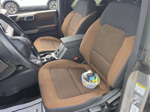 Used 2023 Ford Bronco Outer Banks AWD/4WD image 5