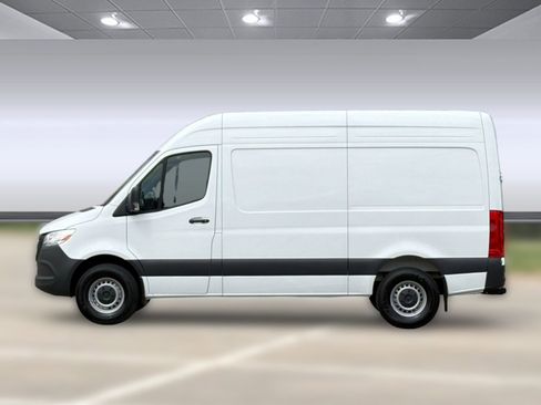 New 2026 Mercedes-Benz Sprinter 2500 image 2