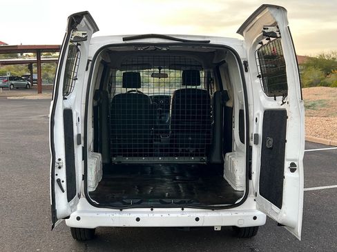 Used 2017 Chevrolet City Express LT w/ Appearance Package image 5