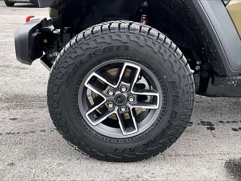 New 2026 Jeep Gladiator Mojave AWD/4WD image 8