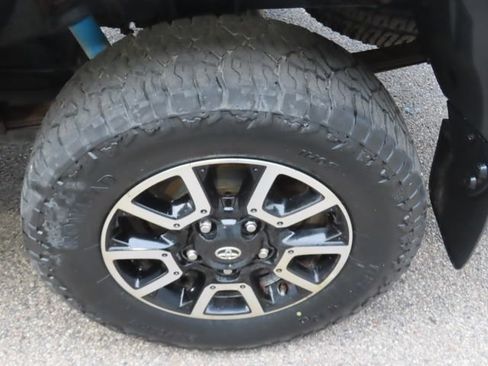 Used 2017 Toyota Tundra Limited AWD/4WD image 16