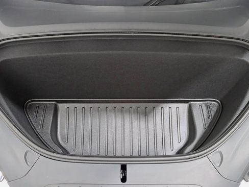 Used 2023 Tesla Model X Plaid image 38